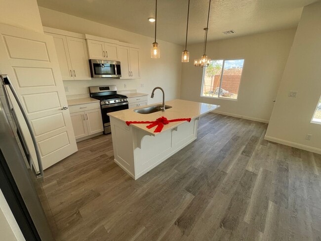 Photo - 1396 White Holw Ln