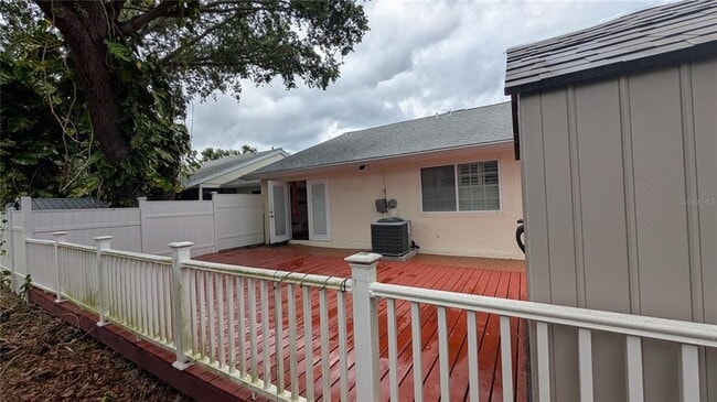 Photo - 4000 Poinciana Ct