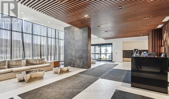 Photo - 297 Oak Walk Dr Unité 2005