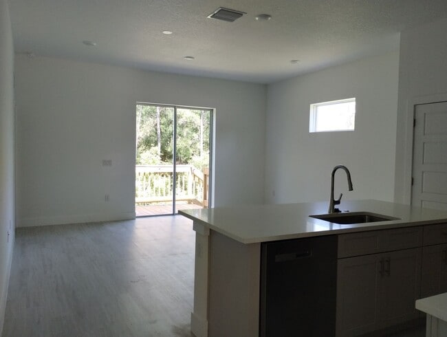 Photo - FOR RENT – Brand New 2025 Duplex!