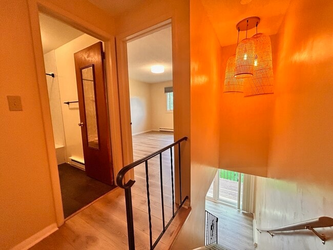 Photo - 213 Baxter Rd Unit APT B