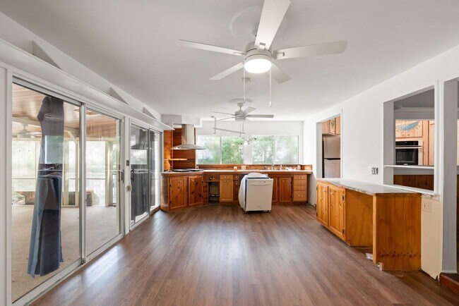 Photo - Sullivans Island Historic Charmer