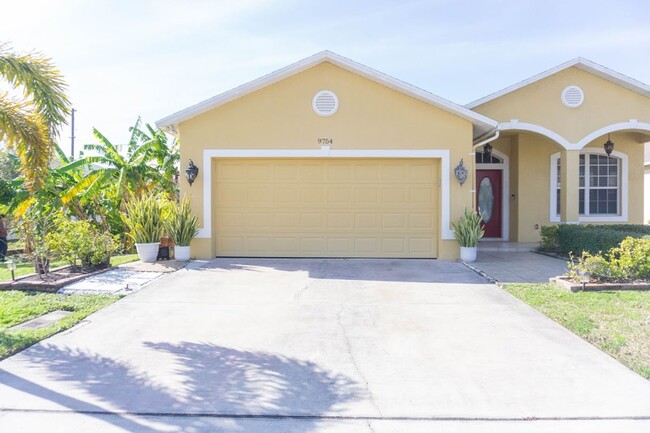 Pinellas Park 3 Bed 2 Bath 2 Car Garage Home - Pinellas Park 3 Bed 2 Bath 2 Car Garage Home