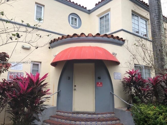Photo - 1450 Meridian Ave Unit 104