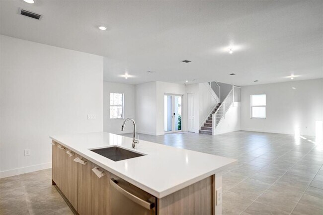 Photo - 12328 SW 43rd St