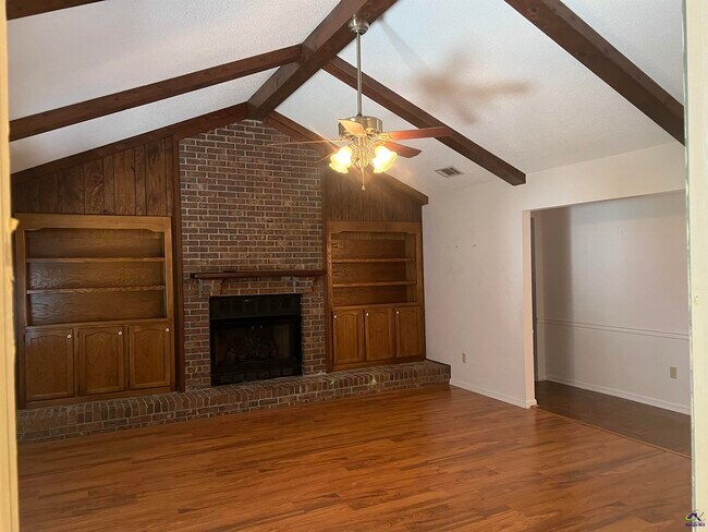 Photo - 213 Westwood Dr