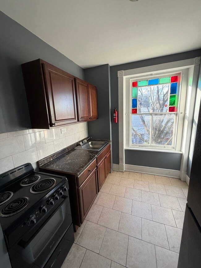 Photo - Woodward Apts Unit 413-3