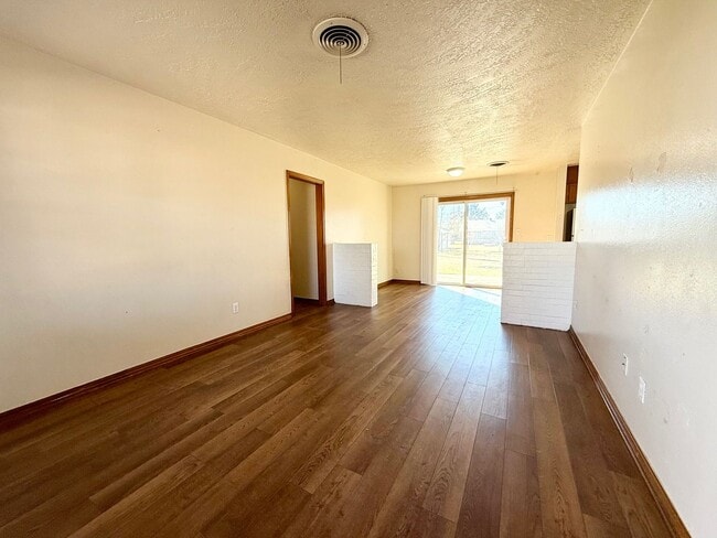 Photo - Close to Everything!