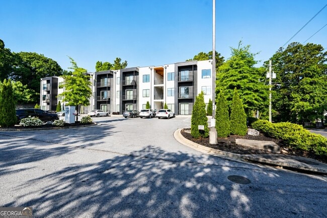 1155 Custer Ave SE Unit 108
