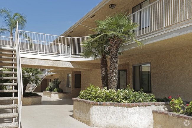 Cambridge Terrace Apartments