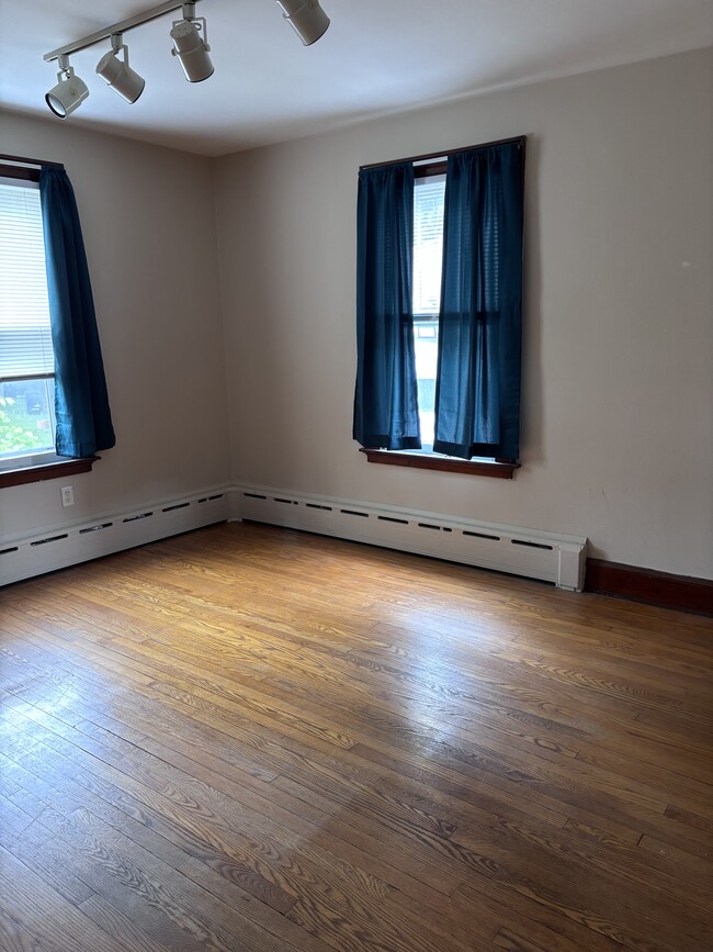 Building Photo - 77 Lafayette St Unit Rental