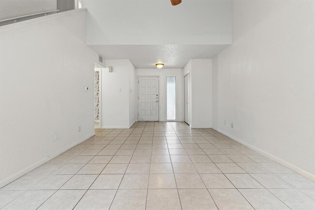 Photo - 8113 Baywood Dr