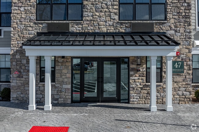 Entrada - Irondale at Wharton Apartments