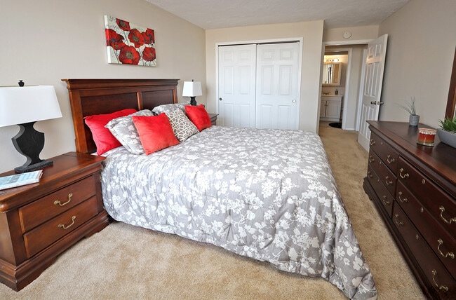 Model Suite - Large Bedrooms