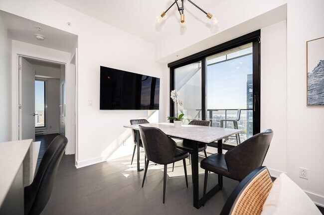 Photo - 50 Rue de la Montagne Unit ID1326060P