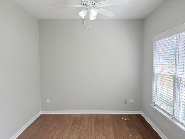 Photo - 6730 Wolford Ct