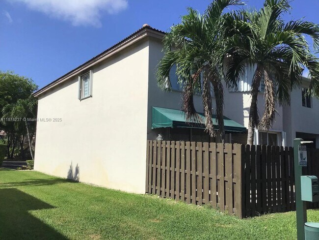 Photo - 11315 NW 72nd Ln