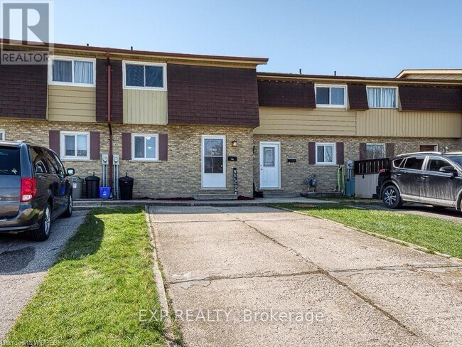 Photo - 1060 Canfield Crescent