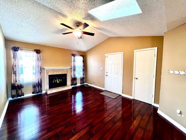 Photo - 2 bedroom 2 bathroom condo blocks from the Virginia Beach Oceanfront.