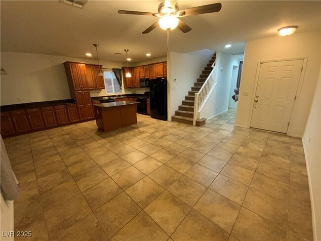 Building Photo - 10641 Jamestown Square Ave Rental