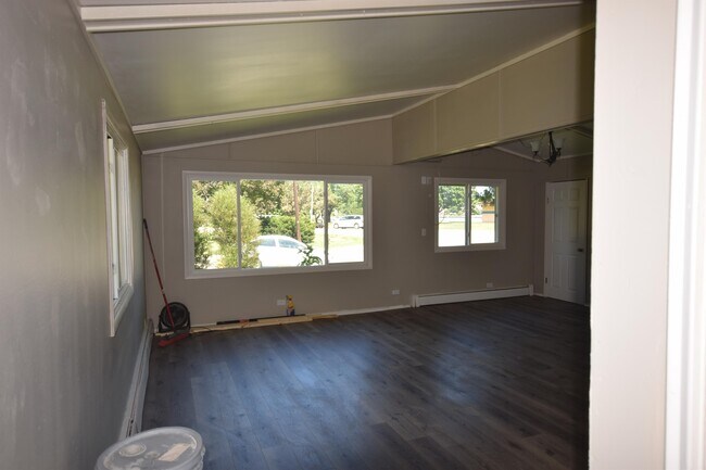 Photo - 1205 Graham Ave