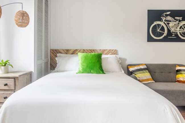 Photo - 765 Washington St Unidad FL2-ID1055582P