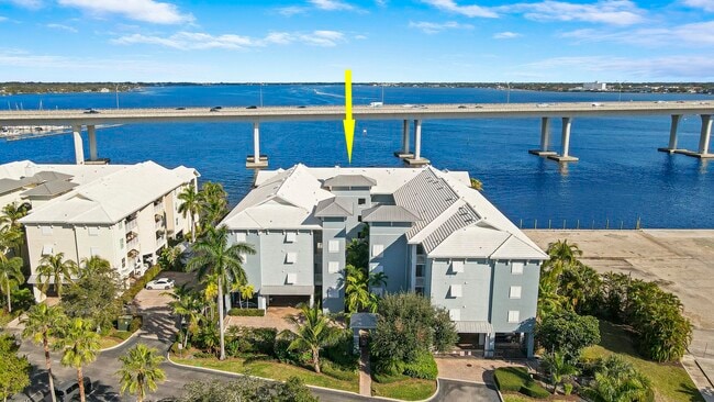 Photo - 215 NW Flagler Ave Unit 301
