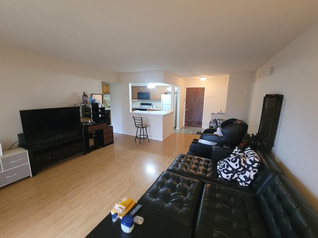 Photo - 2214 S Goebbert Rd Unit 275