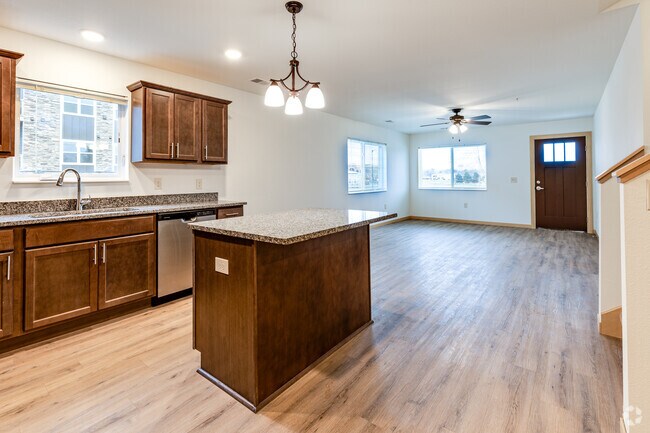 Townhouse - 3BR, 2.5Bath- 1778SF - Kitchen and Living Room
