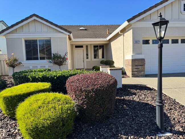 Photo - 5977 Whisperlodge Way