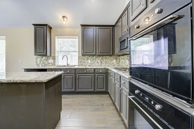Photo - 14407 Jessica Falls Cir