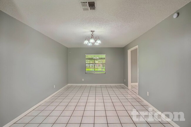 Photo - 1601 N Wills St