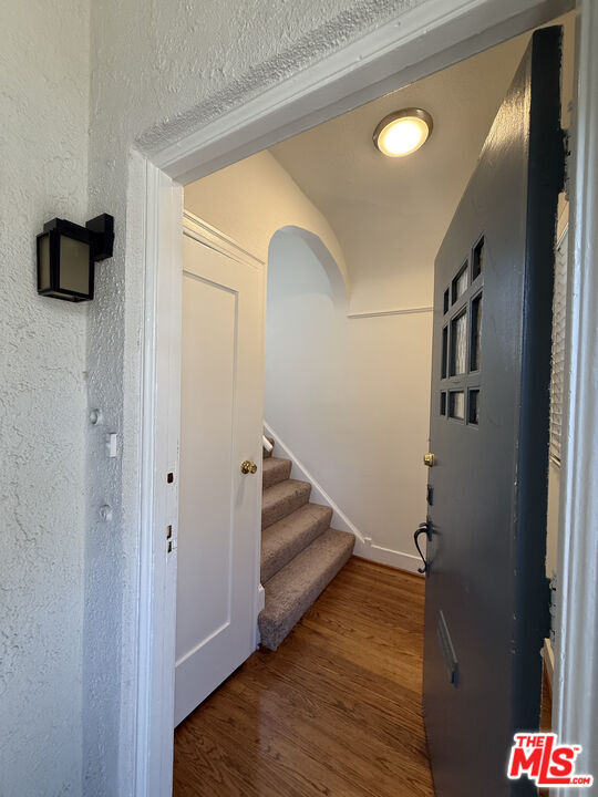 Photo - 1249 S Tremaine Ave