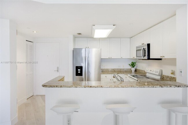 Photo - 19501 W Country Club Dr Unit 1111