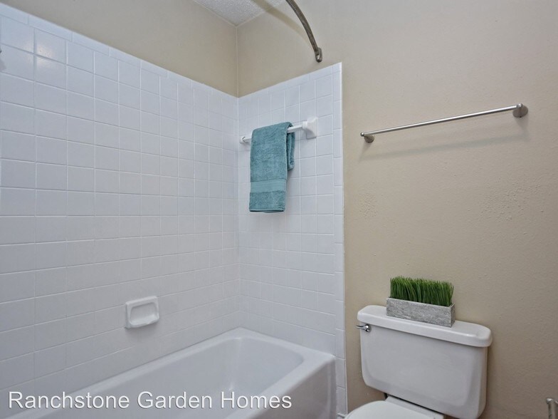 Ranchstone Garden Homes Off Campus Housing Austin Tx Ranchstone Garden Homes Off Campus Housing Austin Tx Foruniversity Com