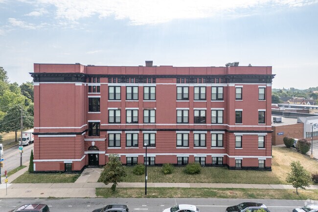 Photo - Parkview Apartments