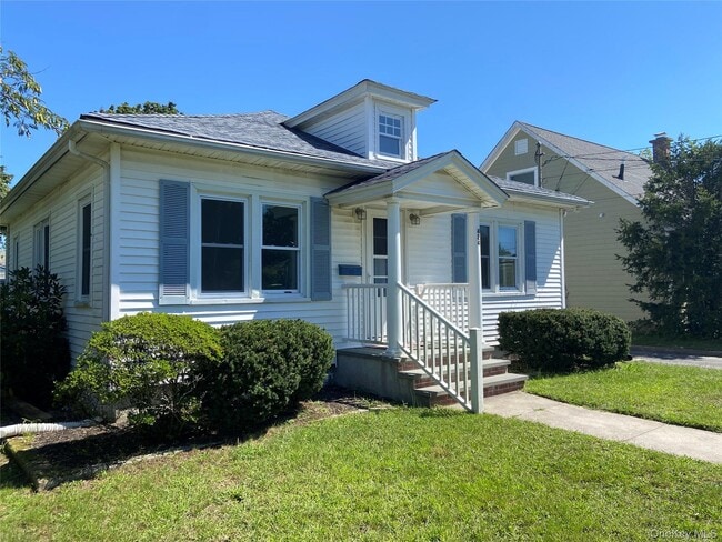 424 Sweezy Ave