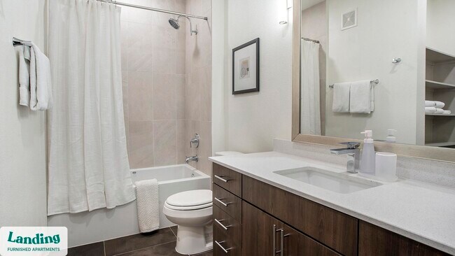 4811 Woodrow Ave Unit 215