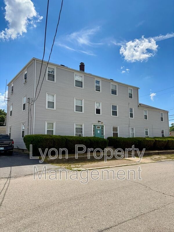 Building Photo - 5 Norris Ave Unit 6