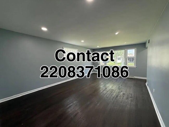 Building Photo - 123 W Center St Rental