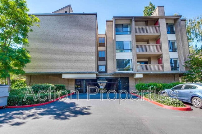 Building Photo - 49 Showers Dr Unit #J327