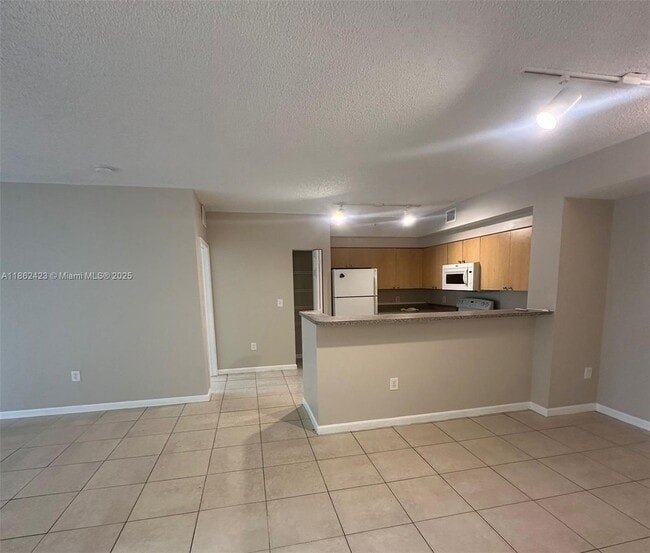 Photo - 8070 N Nob Hill Rd Unit 203