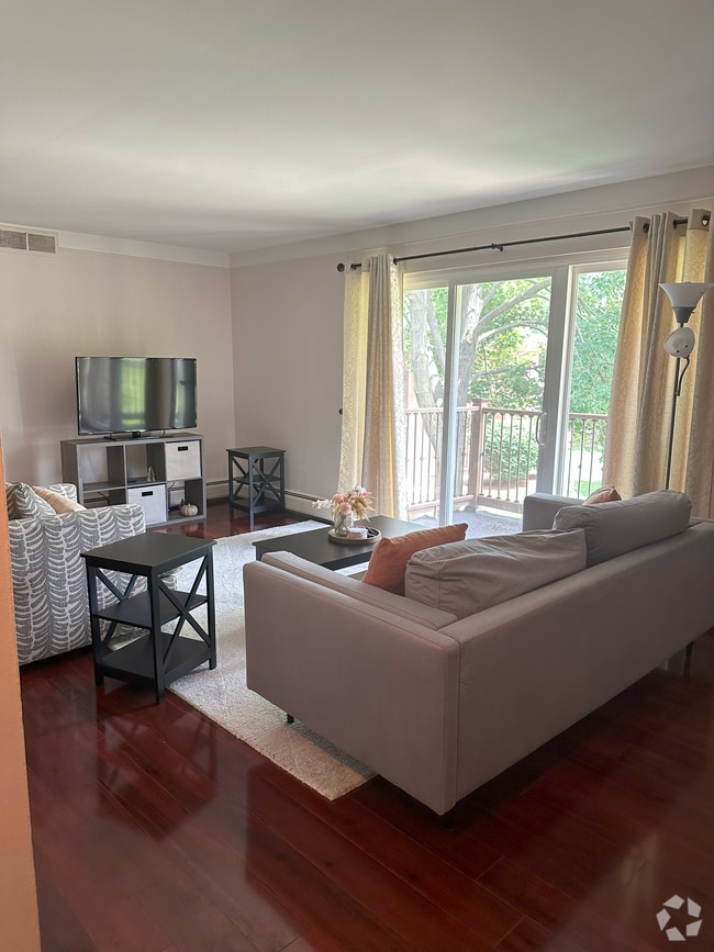 Building Photo - 1217 Island Dr Unit 202 Rental