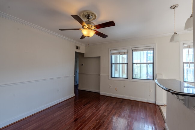 Photo - 315 Evarts St NE Unit 102