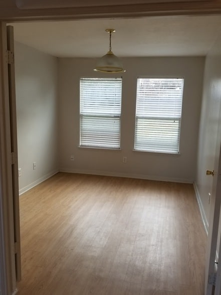 Photo - 839 Autumn Point Ln