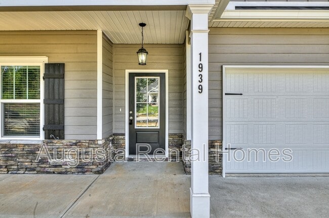 Photo - 1939 Preservation Cir