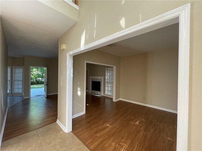 10730 Pinewalk Forest Cir