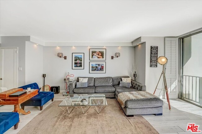 Photo - 10433 Wilshire Blvd Unit 1202