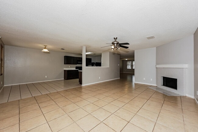 Photo - 2128 Panorama Ln