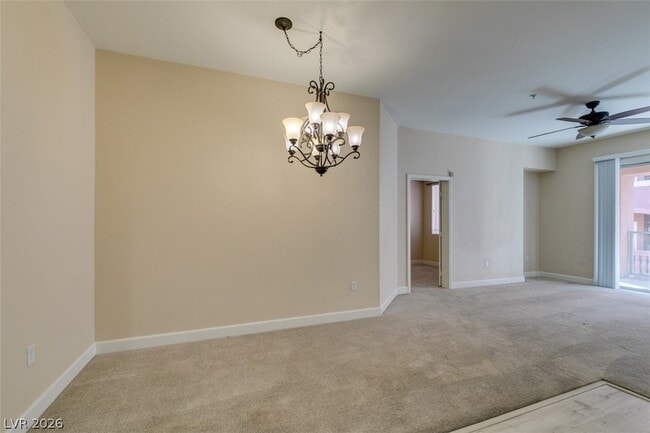 Photo - 51 E Agate Ave Unidad 407